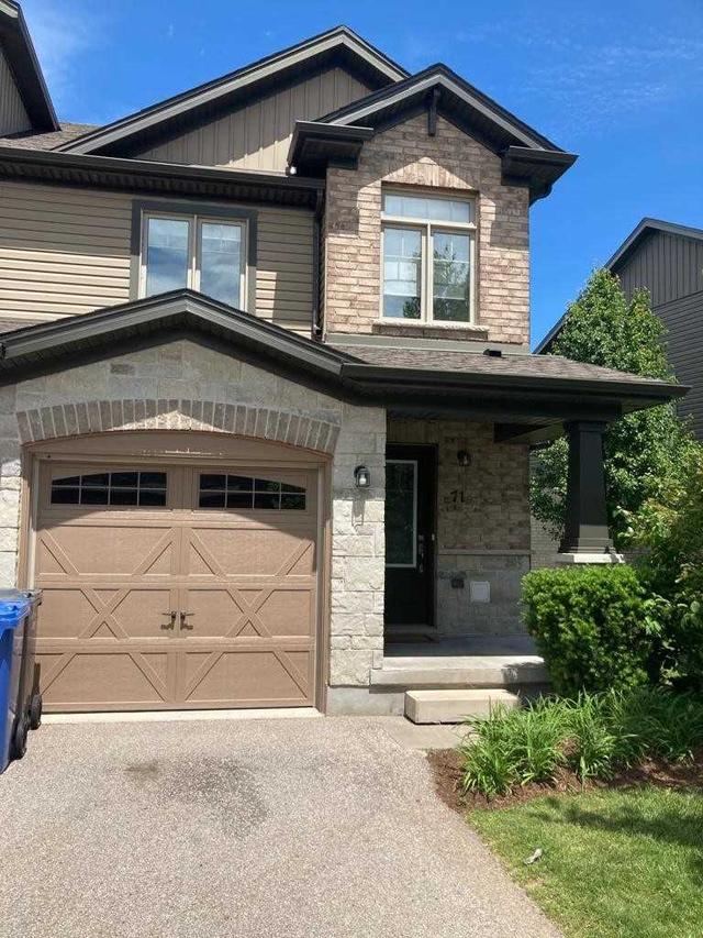 71 Arlington Cres, House attached with 3 bedrooms, 3 bathrooms and 2 parking in Guelph ON | Image 1