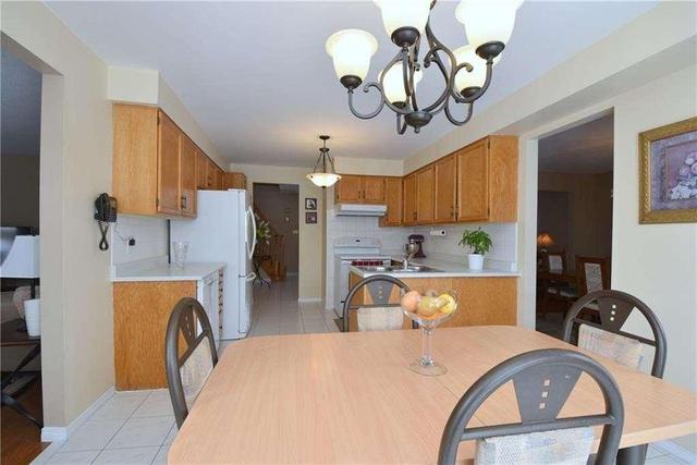 127 Valera Dr, House detached with 4 bedrooms, 3 bathrooms and 4 parking in Hamilton ON | Image 6