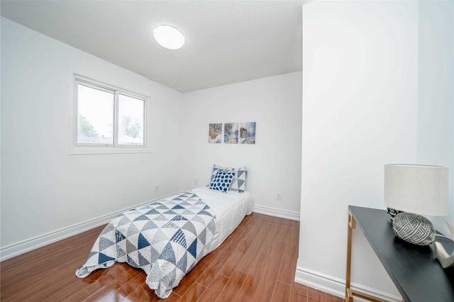 1554 Beechlawn Dr, House detached with 3 bedrooms, 3 bathrooms and 4 parking in Pickering ON | Image 8