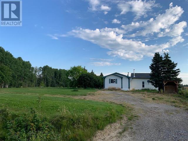 3800041 Range Road 7 4, Home with 5 bedrooms, 2 bathrooms and 10 parking in Clearwater County AB | Card Image