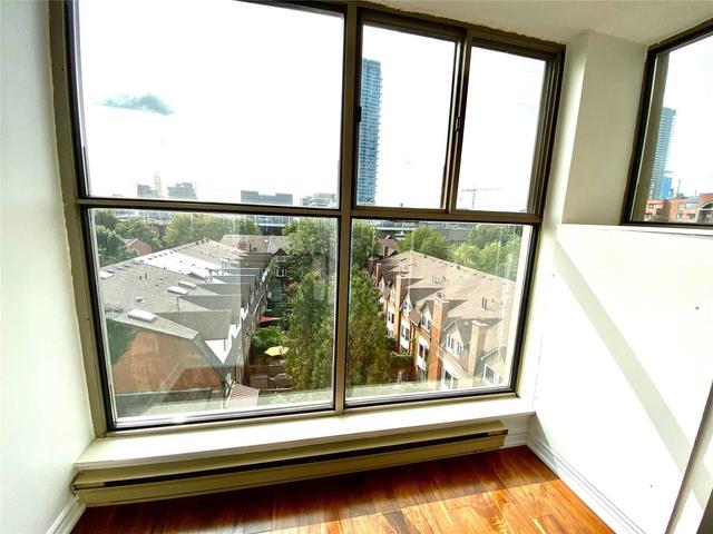 708 - 65 Scadding Ave, Condo with 2 bedrooms, 2 bathrooms and 1 parking in Toronto ON | Image 18