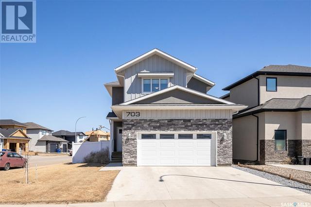 703 Kenaschuk Li, House detached with 5 bedrooms, 4 bathrooms and null parking in Saskatoon SK | Card Image