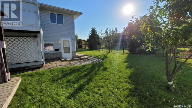 5 Marion Crescent, House detached with 4 bedrooms, 3 bathrooms and null parking in Meadow Lake SK | Image 39