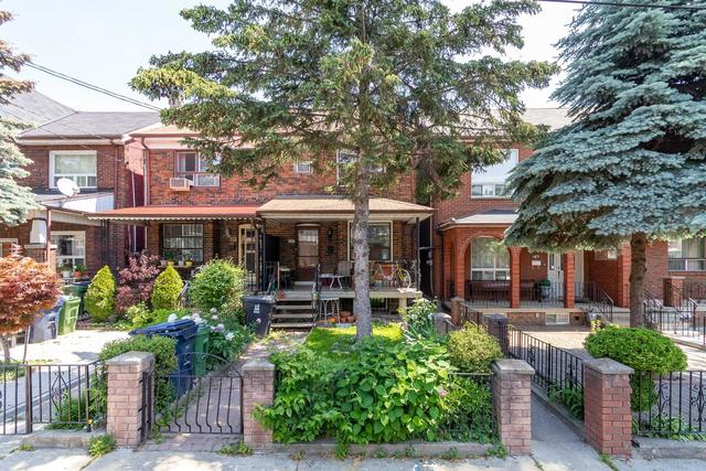 151 Bellwoods Ave, House semidetached with 3 bedrooms, 3 bathrooms and 2 parking in Toronto ON | Image 1
