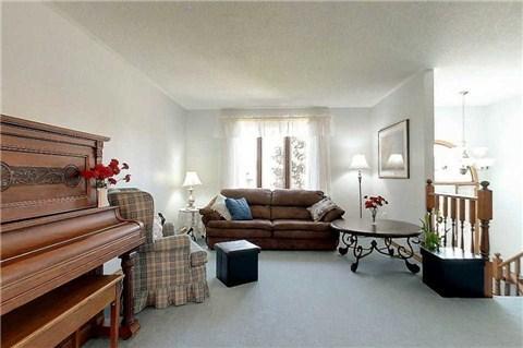 22 Windsor Dr, House detached with 3 bedrooms, 2 bathrooms and 2 parking in Brant ON | Image 3