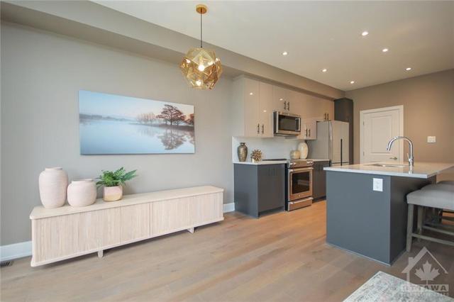 182 Overberg Way, Townhouse with 3 bedrooms, 4 bathrooms and 2 parking in Ottawa ON | Image 11