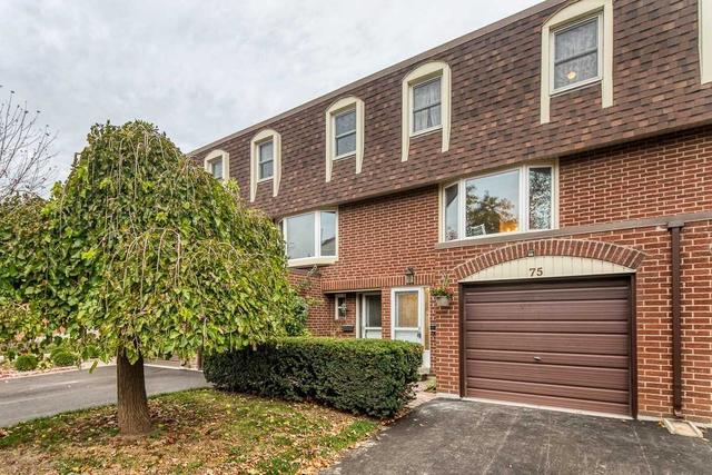 75 - 371 Bronte St S, Townhouse with 3 bedrooms, 2 bathrooms and 2 parking in Milton ON | Image 1