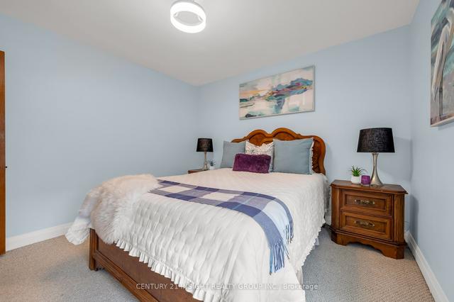 61 Wyngate Ave, House detached with 3 bedrooms, 2 bathrooms and 7 parking in Hamilton ON | Image 10