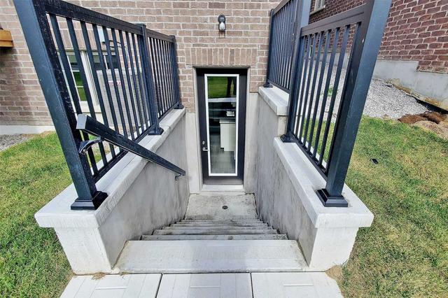 17 Brant Dr, House detached with 4 bedrooms, 5 bathrooms and 4 parking in Vaughan ON | Image 29