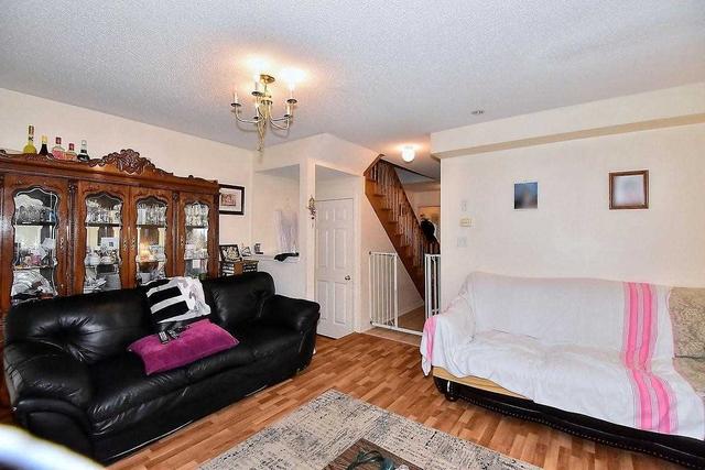54 Keystar Crt, House attached with 3 bedrooms, 3 bathrooms and 3 parking in Vaughan ON | Image 25