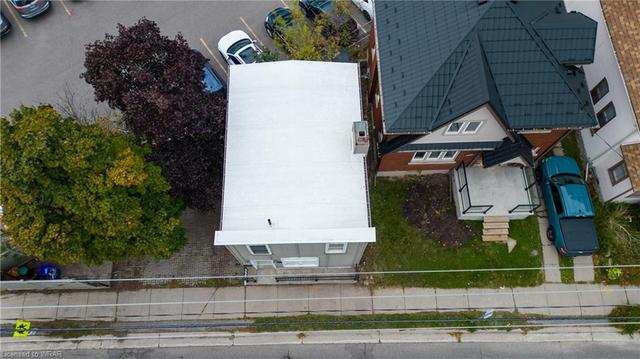 163 Lancaster Street E, House detached with 3 bedrooms, 1 bathrooms and 2 parking in Kitchener ON | Image 25