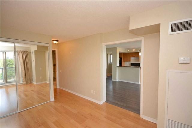 520 - 1040 The Queensway, Condo with 3 bedrooms, 2 bathrooms and 1 parking in Toronto ON | Image 10