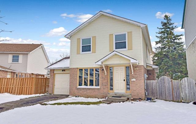 48 Traverston Crt, House detached with 3 bedrooms, 2 bathrooms and 3 parking in Brampton ON | Image 1