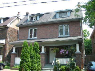 349 Sackville St, House semidetached with 5 bedrooms, 2 bathrooms and null parking in Toronto ON | Image 1