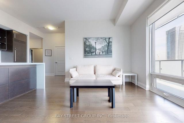 4609 - 1080 Bay St, Condo with 2 bedrooms, 2 bathrooms and 1 parking in Toronto ON | Image 33