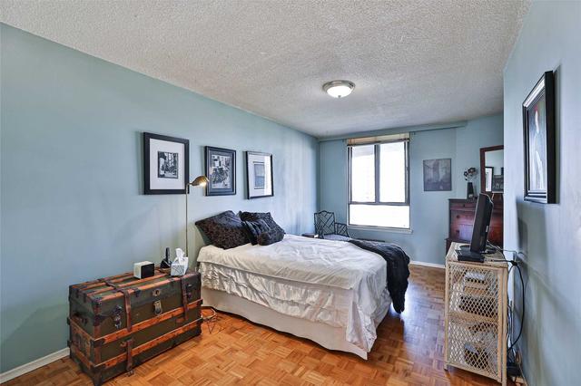 e31 - 300 Mill Rd, Condo with 2 bedrooms, 2 bathrooms and 1 parking in Toronto ON | Image 7