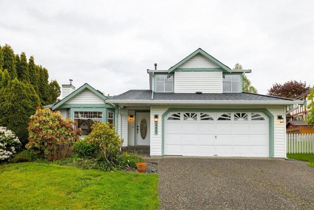 14887 86 Avenue, House detached with 3 bedrooms, 3 bathrooms and 4 parking in Surrey BC | Card Image