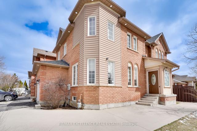 41 Fallstar Cres, House detached with 4 bedrooms, 4 bathrooms and 6 parking in Brampton ON | Image 23