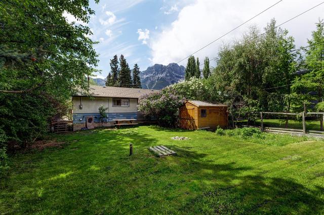 522 4th Street, House detached with 3 bedrooms, 1 bathrooms and 2 parking in Canmore AB | Image 23