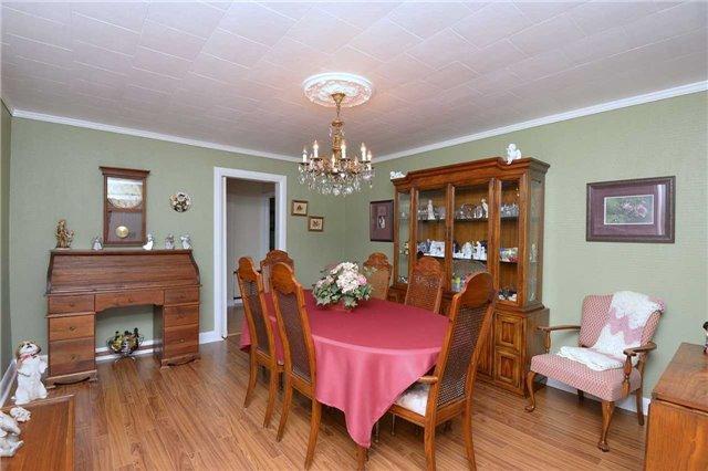 2150 Kilbride St, House detached with 3 bedrooms, 1 bathrooms and 10 parking in Burlington ON | Image 6
