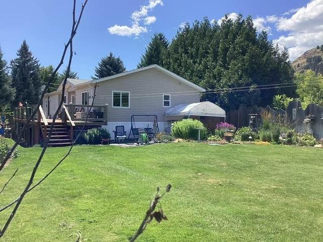 3474 Davy Road, House detached with 2 bedrooms, 2 bathrooms and null parking in Kootenay Boundary D BC | Image 1