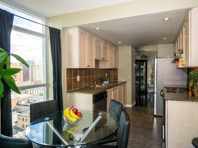 1002 - 9 George St N, Condo with 2 bedrooms, 2 bathrooms and 1 parking in Brampton ON | Image 17