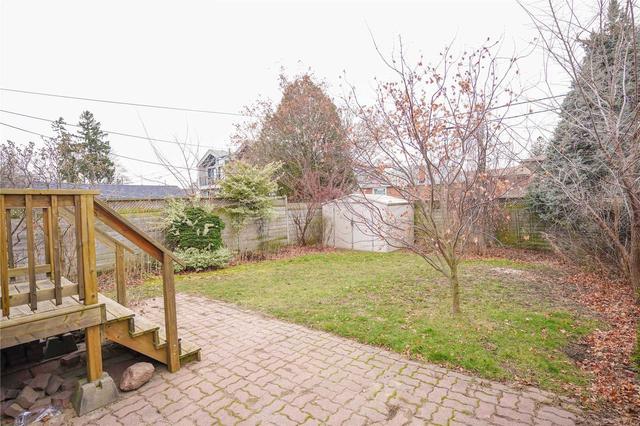 46 Rothsay Ave, House detached with 2 bedrooms, 2 bathrooms and 4 parking in Toronto ON | Image 9
