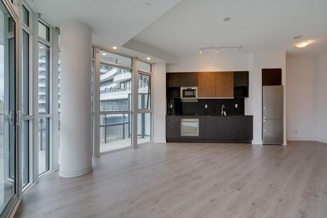 205 - 99 The Donway W, Condo with 1 bedrooms, 1 bathrooms and 1 parking in Toronto ON | Image 2