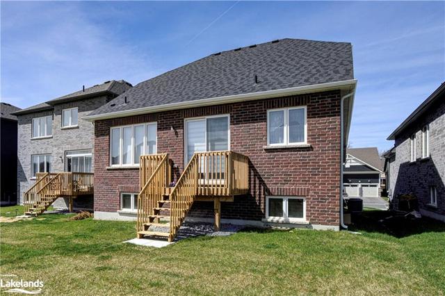 9 Simona Avenue, House detached with 2 bedrooms, 2 bathrooms and 4 parking in Wasaga Beach ON | Image 25