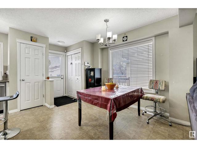 1416 70 St Sw, House detached with 3 bedrooms, 2 bathrooms and null parking in Edmonton AB | Image 5