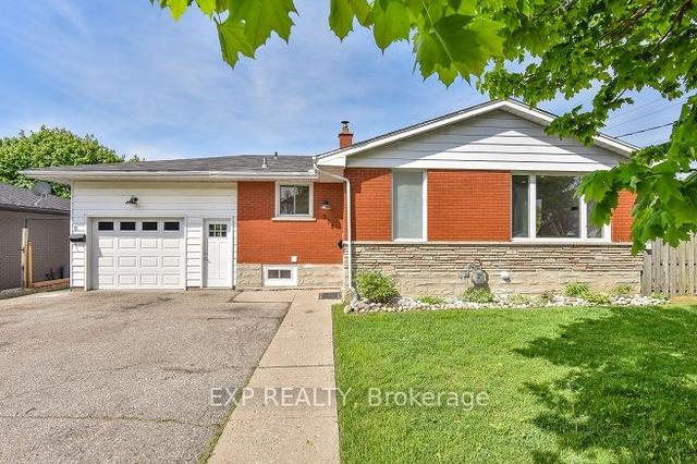373 Hillcrest Rd, House detached with 3 bedrooms, 2 bathrooms and 7 parking in Cambridge ON | Image 1