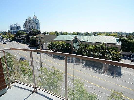 606 - 2 Clairtrell Rd, Condo with 2 bedrooms, 2 bathrooms and 1 parking in Toronto ON | Image 10