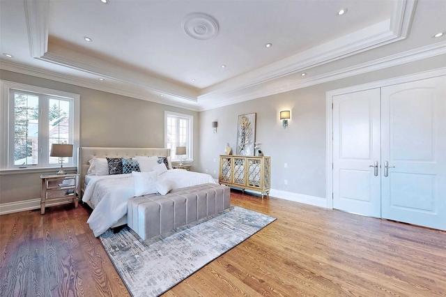 2 Geranium Crt, House detached with 5 bedrooms, 7 bathrooms and 9 parking in Toronto ON | Image 13