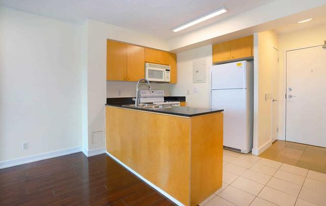1001 - 373 Front St W, Condo with 1 bedrooms, 1 bathrooms and 1 parking in Toronto ON | Image 11
