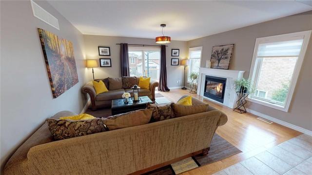 351 Eastview Rd, House detached with 3 bedrooms, 3 bathrooms and 4 parking in Guelph ON | Image 3