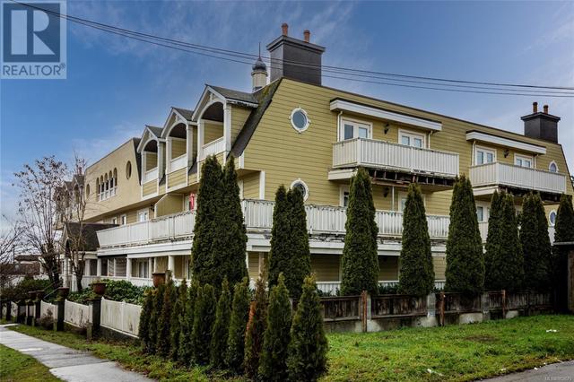 103 - 645 Selby St, Condo with 2 bedrooms, 1 bathrooms and null parking in Nanaimo BC | Card Image