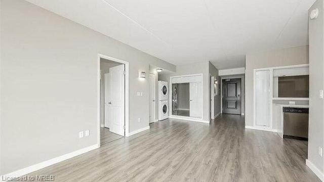 122 - 1291 Gordon St, Condo with 4 bedrooms, 4 bathrooms and 1 parking in Guelph ON | Image 24