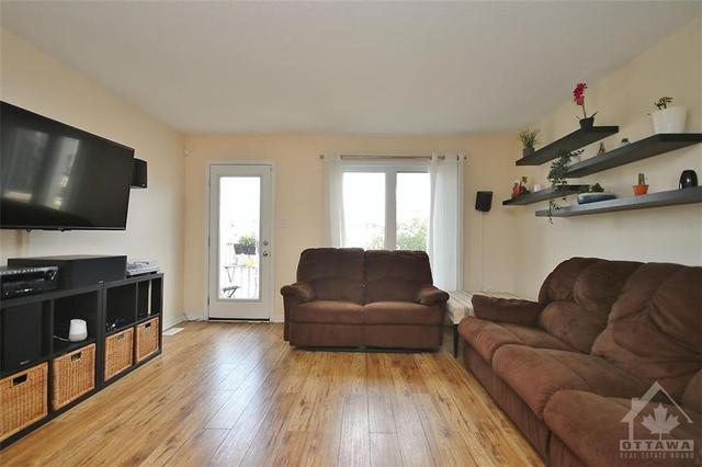 200 Shanly Private, House attached with 2 bedrooms, 3 bathrooms and 1 parking in Ottawa ON | Image 11