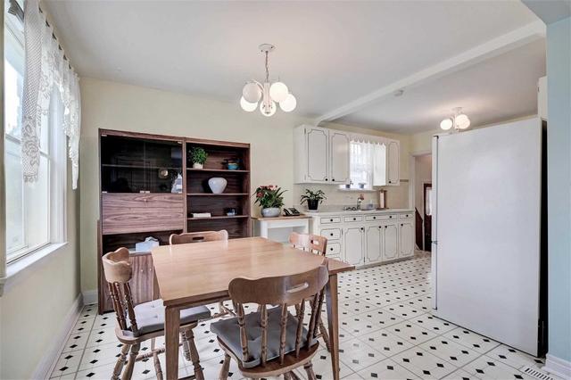 80 Murrie St, House detached with 2 bedrooms, 2 bathrooms and 3 parking in Toronto ON | Image 25
