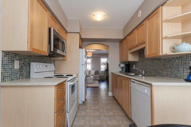 Th#2 - 605 Dundas St W, Townhouse with 2 bedrooms, 2 bathrooms and 1 parking in Mississauga ON | Image 7