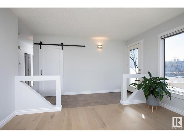 6604 108 Av Nw, House detached with 4 bedrooms, 2 bathrooms and null parking in Edmonton AB | Image 7