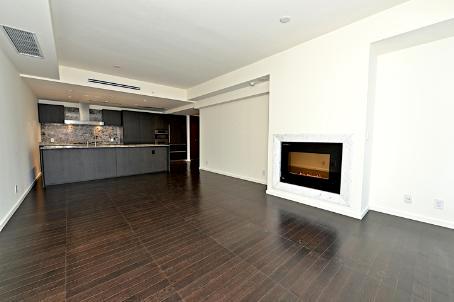 2107 - 180 University Ave, Condo with 2 bedrooms, 3 bathrooms and 1 parking in Toronto ON | Image 4