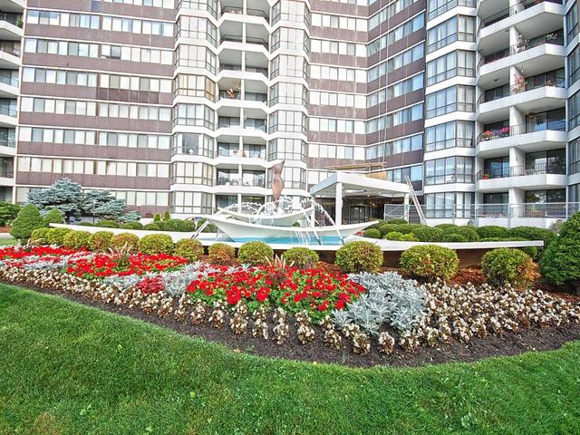 404 - 1333 Bloor St, Condo with 3 bedrooms, 2 bathrooms and 1 parking in Mississauga ON | Image 17