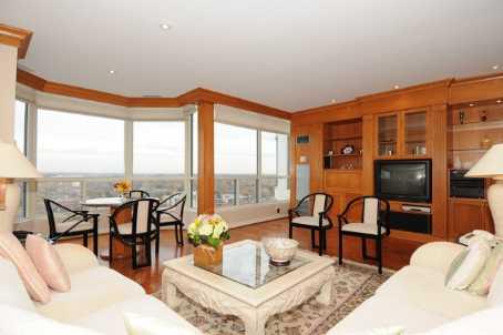 uph 04 - 1 Clark Ave W, Condo with 1 bedrooms, 3 bathrooms and 2 parking in Vaughan ON | Image 5