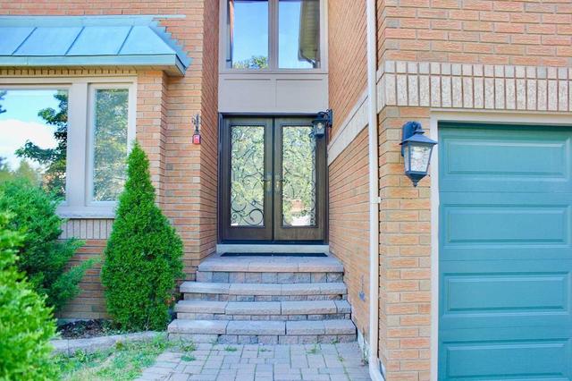 419 Devanjan Circ, House detached with 4 bedrooms, 4 bathrooms and 8 parking in Newmarket ON | Image 23