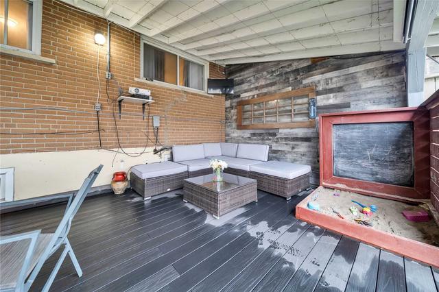 120 Cherrylawn Ave, House semidetached with 3 bedrooms, 3 bathrooms and 6 parking in Toronto ON | Image 30