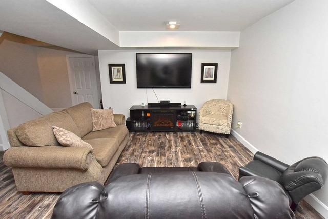 68 Colbourne Cres, House detached with 3 bedrooms, 4 bathrooms and 3 parking in Orangeville ON | Image 24