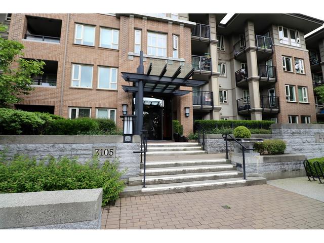 215 - 3105 Lincoln Avenue, Condo with 2 bedrooms, 2 bathrooms and 1 parking in Coquitlam BC | Card Image