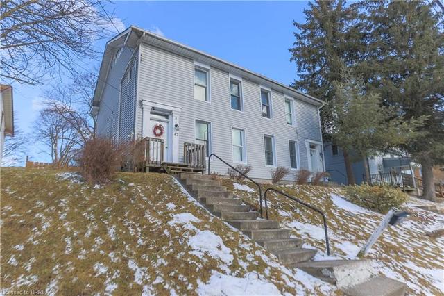 47 West River Street, House semidetached with 3 bedrooms, 1 bathrooms and 3 parking in Brant ON | Image 1