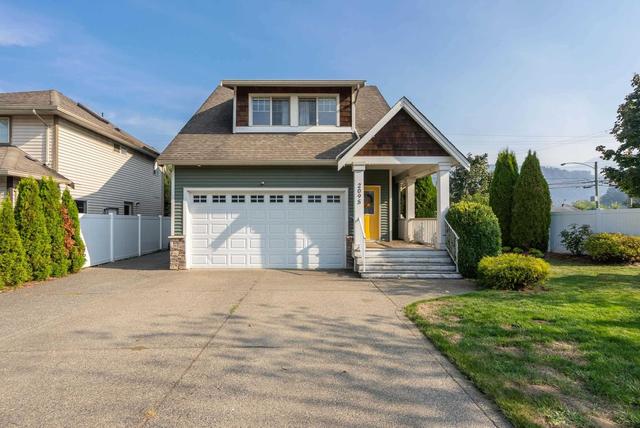 2095 Aberdeen Drive, House detached with 3 bedrooms, 3 bathrooms and null parking in Kent BC | Image 1